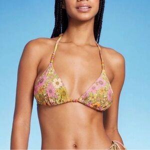 Wild Fable Floral Pink and Green Bikini Top NWT Size Medium